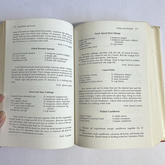 Stocking Up By Carol Stoner Food Processing Preserving Canning Recipes Hardcover - Picture 9 of 13